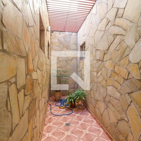 Casa à venda com 600m², 6 quartos e 4 vagas Jardim de inverno