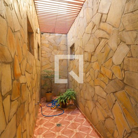 Casa à venda com 600m², 6 quartos e 4 vagas Jardim de inverno