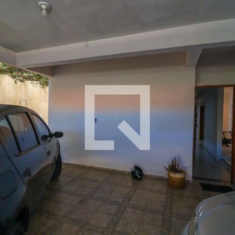 Casa à venda com 600m², 6 quartos e 4 vagasGaragem