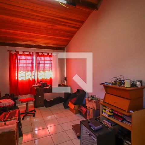 Casa à venda com 600m², 6 quartos e 4 vagasQuarto de Serviço