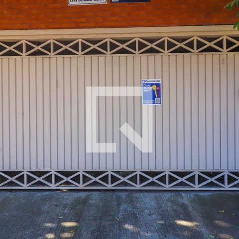 Casa à venda com 600m², 6 quartos e 4 vagasFachada