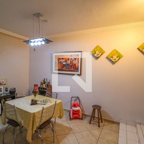 Casa à venda com 600m², 6 quartos e 4 vagasSala