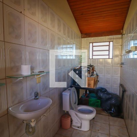Casa à venda com 600m², 6 quartos e 4 vagasBanheiro