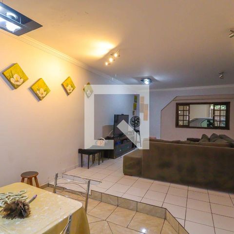 Casa à venda com 600m², 6 quartos e 4 vagasSala