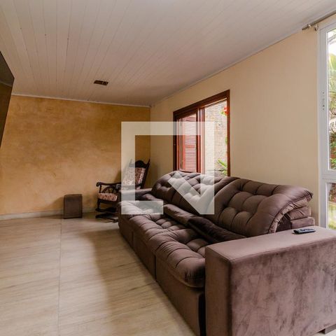 Casa à venda com 140m², 4 quartos e 1 vagaSala