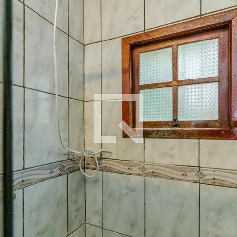 Casa à venda com 140m², 4 quartos e 1 vagaBanheiro