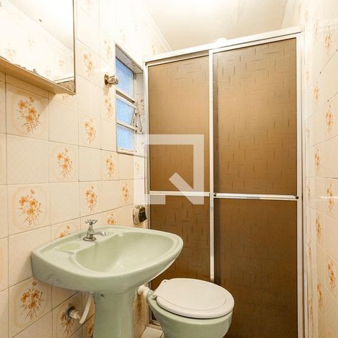 Casa de condomínio à venda com 100m², 3 quartos e 2 vagasBanheiro social