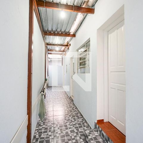 Casa de condomínio à venda com 100m², 3 quartos e 2 vagasCorredor de entrada