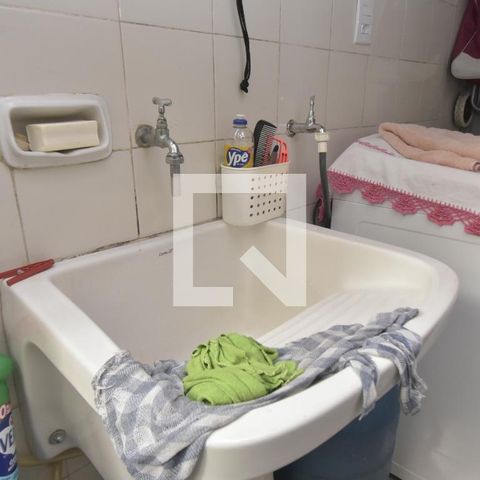 Apartamento à venda com 74m², 2 quartos e sem vagaÁrea de Serviço