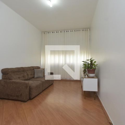 Apartamento à venda com 74m², 2 quartos e sem vagaSala