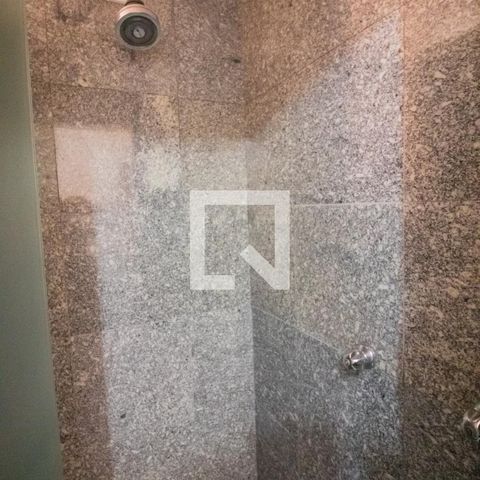 Casa de condomínio à venda com 420m², 4 quartos e 5 vagasBanheiro Quarto 3 e 4