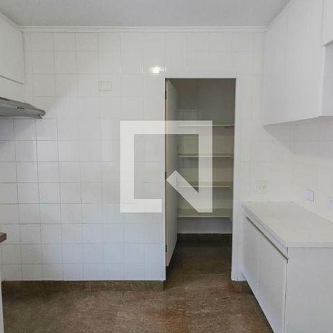 Casa de condomínio à venda com 420m², 4 quartos e 5 vagasCozinha