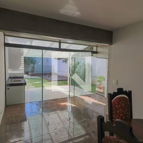 Casa de condomínio à venda com 420m², 4 quartos e 5 vagasSala Jantar