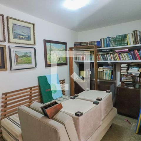 Casa de condomínio à venda com 420m², 4 quartos e 5 vagasSalão de festas