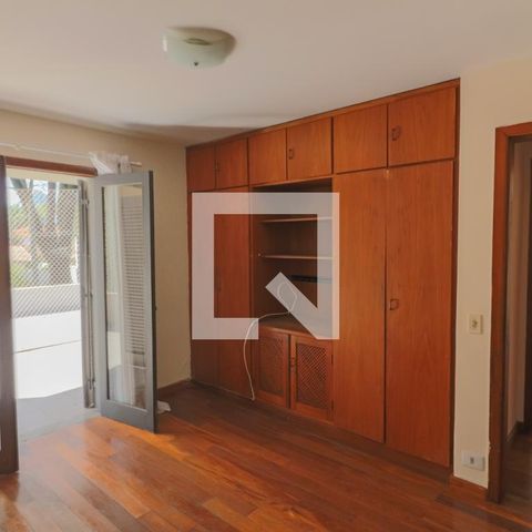 Casa de condomínio à venda com 420m², 4 quartos e 5 vagasQuarto 3