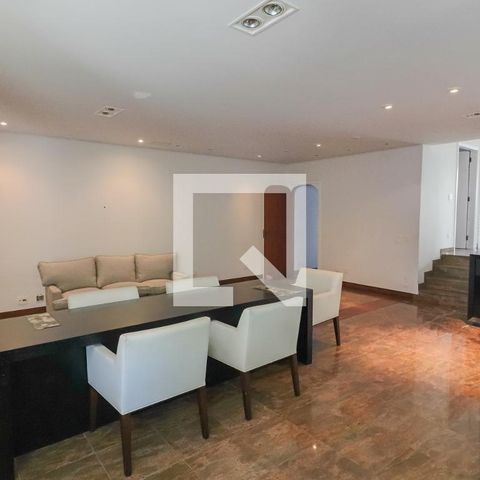 Casa de condomínio à venda com 420m², 4 quartos e 5 vagasSala Estar