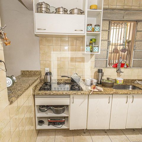 Casa à venda com 400m², 4 quartos e 2 vagasCozinha