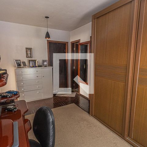 Casa à venda com 400m², 4 quartos e 2 vagasSala / 2º andar