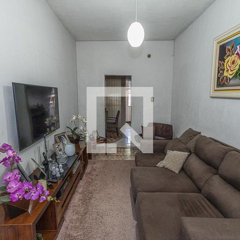Casa à venda com 400m², 4 quartos e 2 vagasSala