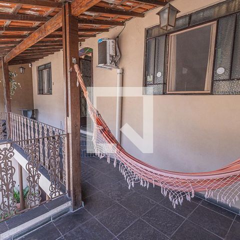 Casa à venda com 400m², 4 quartos e 2 vagasVaranda