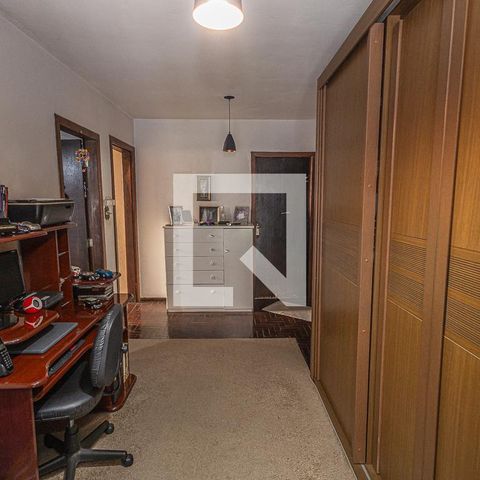 Casa à venda com 400m², 4 quartos e 2 vagasSala / 2º andar