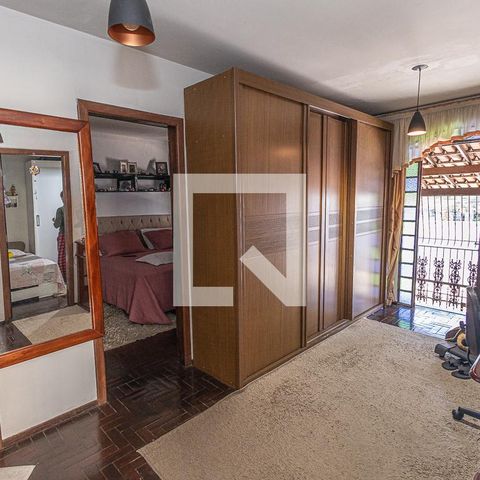 Casa à venda com 400m², 4 quartos e 2 vagasSala / 2º andar