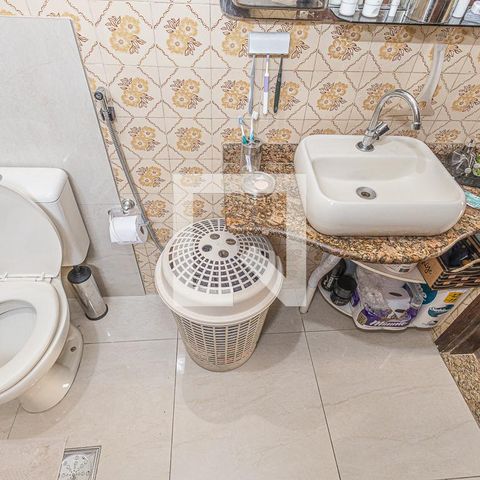 Casa à venda com 400m², 4 quartos e 2 vagasBanheiro