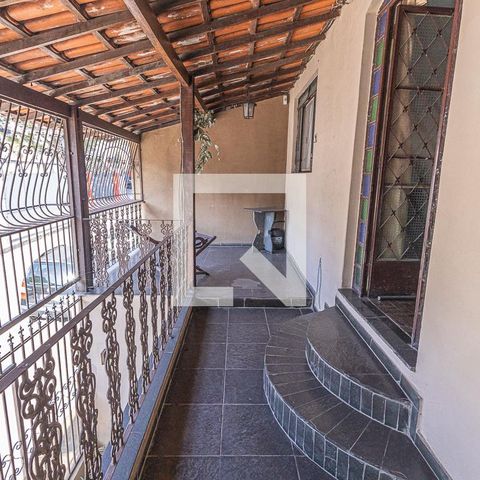 Casa à venda com 400m², 4 quartos e 2 vagasVaranda