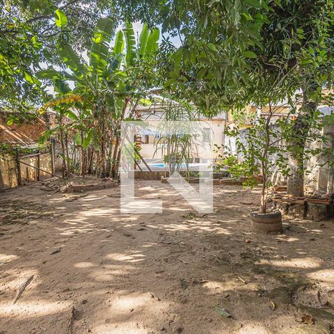 Casa à venda com 400m², 4 quartos e 2 vagasQuintal