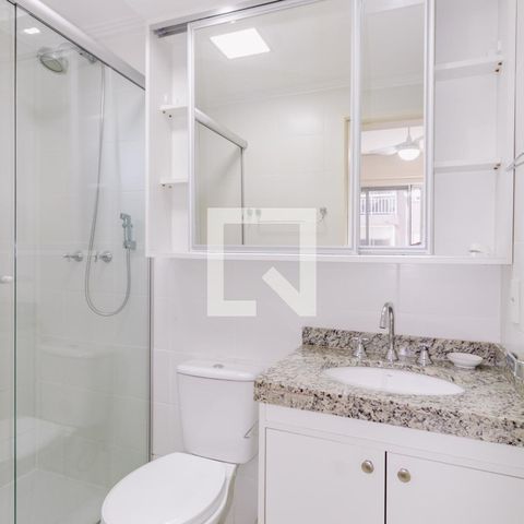 Apartamento à venda com 74m², 3 quartos e 2 vagas Apartamento à venda com 74m², 3 quartos e 2 vagasBanheiro da Suíte