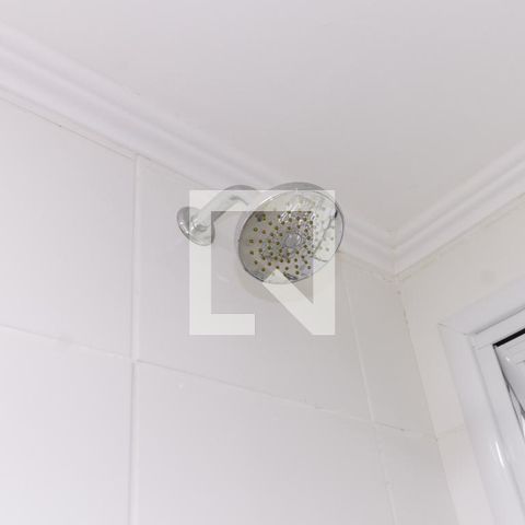 Apartamento à venda com 74m², 3 quartos e 2 vagas Apartamento à venda com 74m², 3 quartos e 2 vagasBanheiro Social