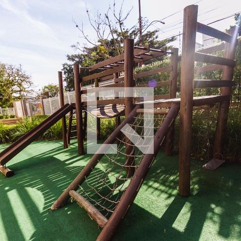 Apartamento à venda com 74m², 3 quartos e 2 vagas Apartamento à venda com 74m², 3 quartos e 2 vagasÁrea comum - Playground