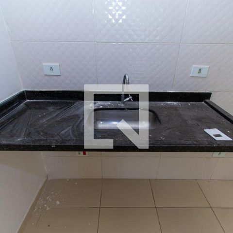 Apartamento à venda com 48m², 2 quartos e sem vaga Apartamento à venda com 48m², 2 quartos e sem vagaCozinha