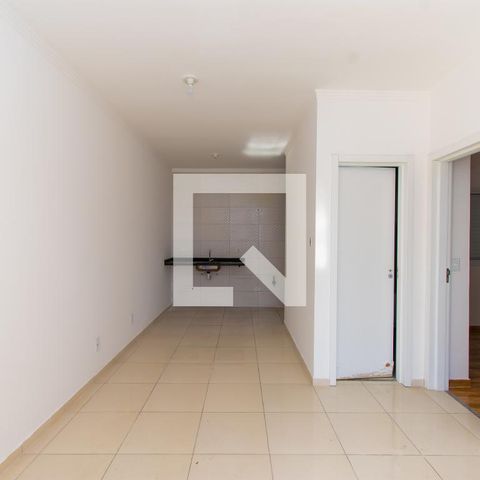 Apartamento à venda com 48m², 2 quartos e sem vaga Apartamento à venda com 48m², 2 quartos e sem vagaSala