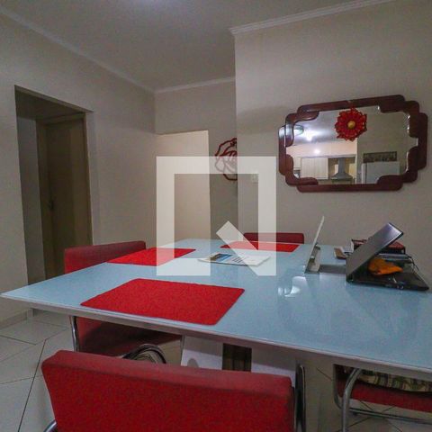 Casa à venda com 280m², 4 quartos e 3 vagasCozinha 