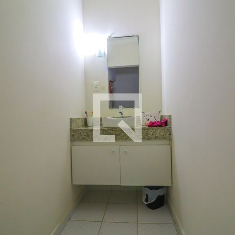 Casa à venda com 280m², 4 quartos e 3 vagasLavabo