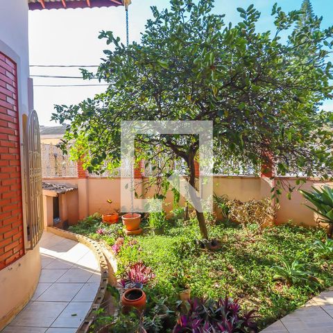 Casa à venda com 280m², 4 quartos e 3 vagasQuintal