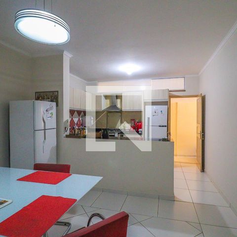 Casa à venda com 280m², 4 quartos e 3 vagasCozinha 