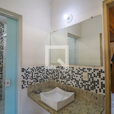 Casa à venda com 280m², 4 quartos e 3 vagasSuíte