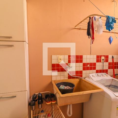 Casa à venda com 280m², 4 quartos e 3 vagasÁrea de Serviço
