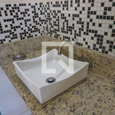 Casa à venda com 280m², 4 quartos e 3 vagasSuíte