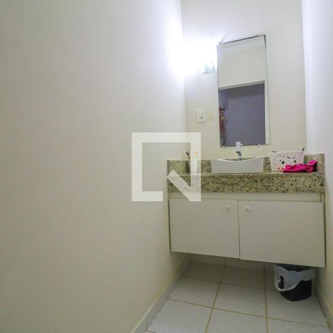 Casa à venda com 280m², 4 quartos e 3 vagasLavabo