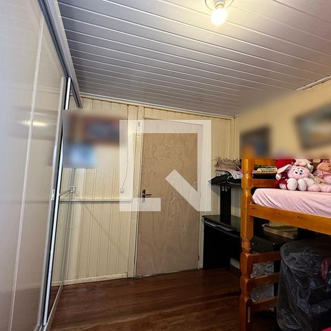 Casa à venda com 60m², 2 quartos e 2 vagasQuarto 2
