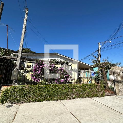 Casa à venda com 60m², 2 quartos e 2 vagasFachada