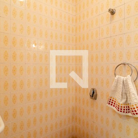 Casa à venda com 320m², 4 quartos e 3 vagas Casa à venda com 320m², 4 quartos e 3 vagasLavabo
