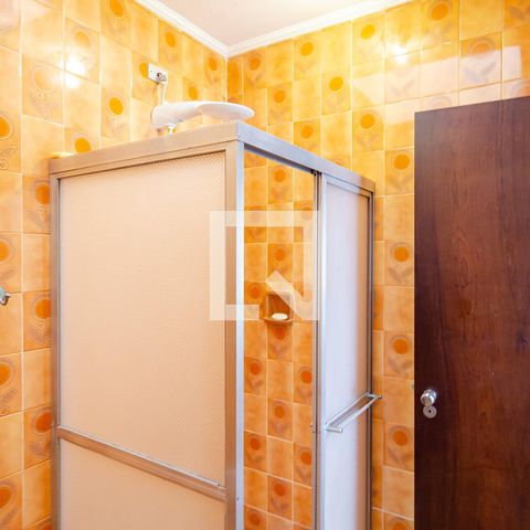 Casa à venda com 320m², 4 quartos e 3 vagas Casa à venda com 320m², 4 quartos e 3 vagasBanheiro Social