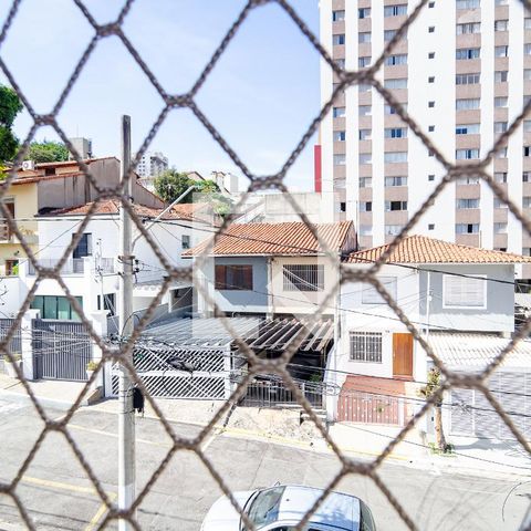 Casa à venda com 320m², 4 quartos e 3 vagas Casa à venda com 320m², 4 quartos e 3 vagasVista da Suíte 1