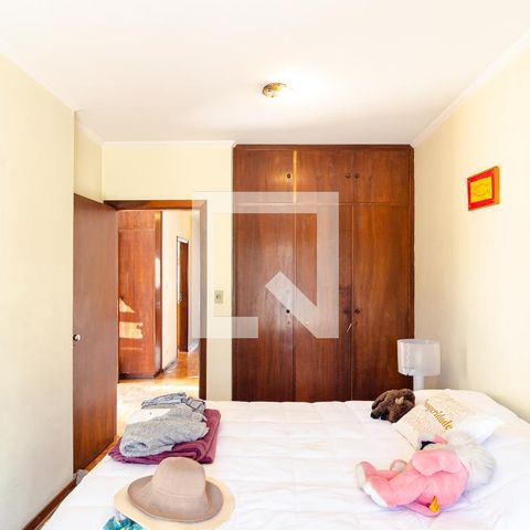 Casa à venda com 320m², 4 quartos e 3 vagas Casa à venda com 320m², 4 quartos e 3 vagasQuarto 3