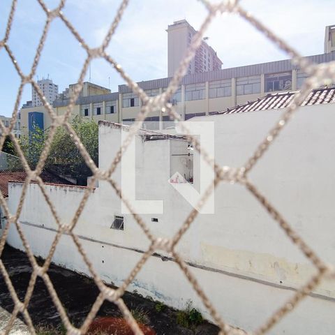 Casa à venda com 320m², 4 quartos e 3 vagas Casa à venda com 320m², 4 quartos e 3 vagasVista da Suíte 2