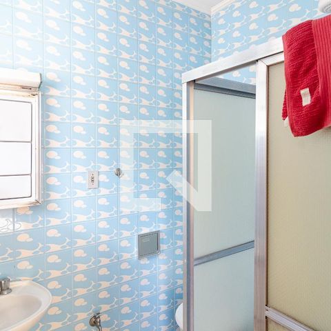 Casa à venda com 320m², 4 quartos e 3 vagas Casa à venda com 320m², 4 quartos e 3 vagasBanheiro da Suíte 2